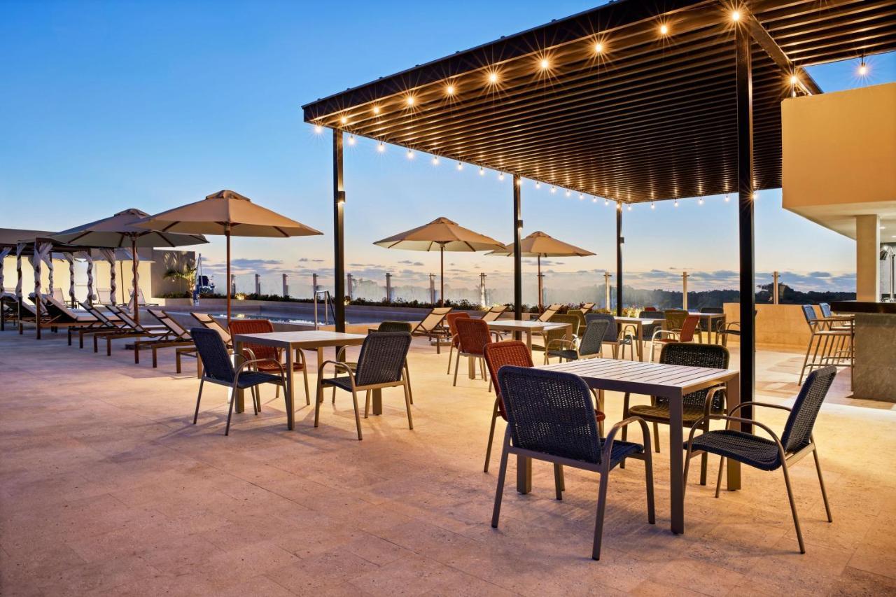 Residence Inn By Marriott Playa Del Carmen Bagian luar foto
